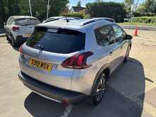 Peugeot 2008 PureTech Allure Premium