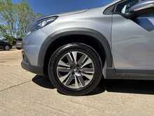 Peugeot 2008 PureTech Allure Premium