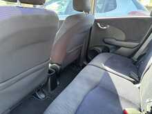 Honda Jazz i-VTEC ES