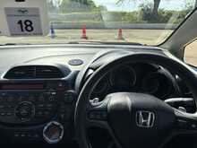 Honda Jazz i-VTEC ES