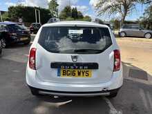 Dacia Duster dCi Laureate