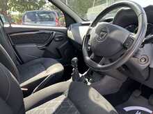 Dacia Duster dCi Laureate