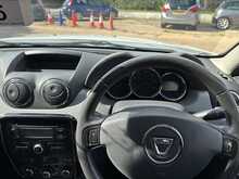 Dacia Duster dCi Laureate