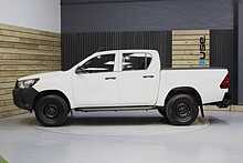 Toyota Hilux D-4D Active