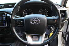 Toyota Hilux D-4D Active