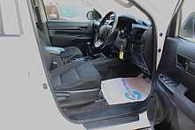 Toyota Hilux D-4D Active