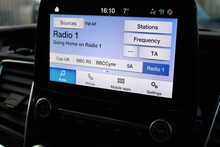 Ford Transit Custom 320 EcoBlue Limited Auto Crew Cab