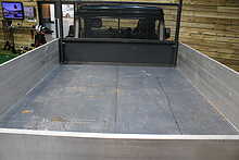 Land Rover Defender 130 D Tipper