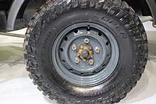 Land Rover Defender 130 D Tipper