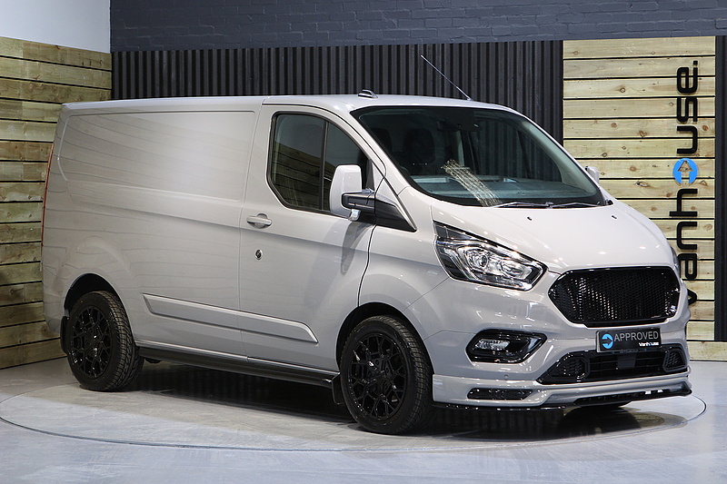 Ford 2.0 320 EcoBlue Limited Panel Van 5dr Diesel Auto L1 H1 Euro 6 (170 ps)