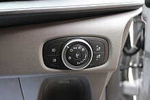 Ford Transit Custom 320 EcoBlue Limited