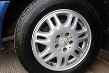 Mercedes-Benz Vito 8 Seat Window Van