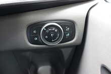 Ford Transit Custom 320 EcoBlue Limited