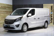 Vauxhall Vivaro CDTi 2900 BiTurbo Sportive