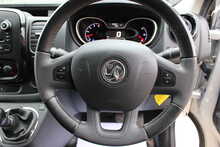 Vauxhall Vivaro CDTi 2900 BiTurbo Sportive