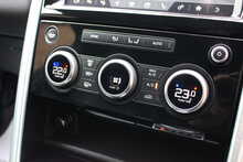 Land Rover Discovery SD V6 HSE