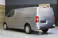 Vauxhall Vivaro Turbo D 2900 Sportive