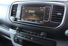 Vauxhall Vivaro Turbo D 2900 Sportive