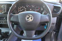 Vauxhall Vivaro Turbo D 2900 Sportive