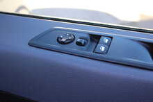 Vauxhall Vivaro Turbo D 2900 Sportive