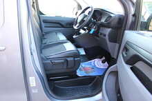 Vauxhall Vivaro Turbo D 2900 Sportive