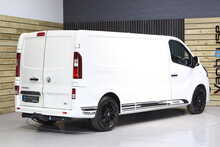 Vauxhall Vivaro CDTi 2900 BiTurbo ecoTEC Limited Edition Nav