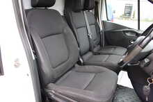 Vauxhall Vivaro CDTi 2900 BiTurbo ecoTEC Limited Edition Nav