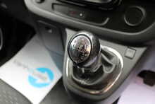 Vauxhall Vivaro CDTi 2900 BiTurbo ecoTEC Limited Edition Nav