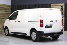 Vauxhall Vivaro Turbo D 3100 Edition