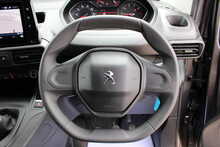 Peugeot Partner BlueHDi 1000 Professional Premium
