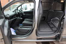 Peugeot Partner BlueHDi 1000 Professional Premium
