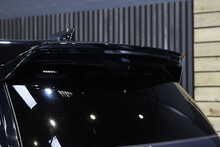 Land Rover Discovery D300 MHEV Dynamic HSE