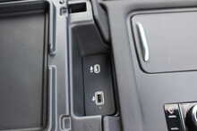 Land Rover Discovery D300 MHEV Dynamic HSE