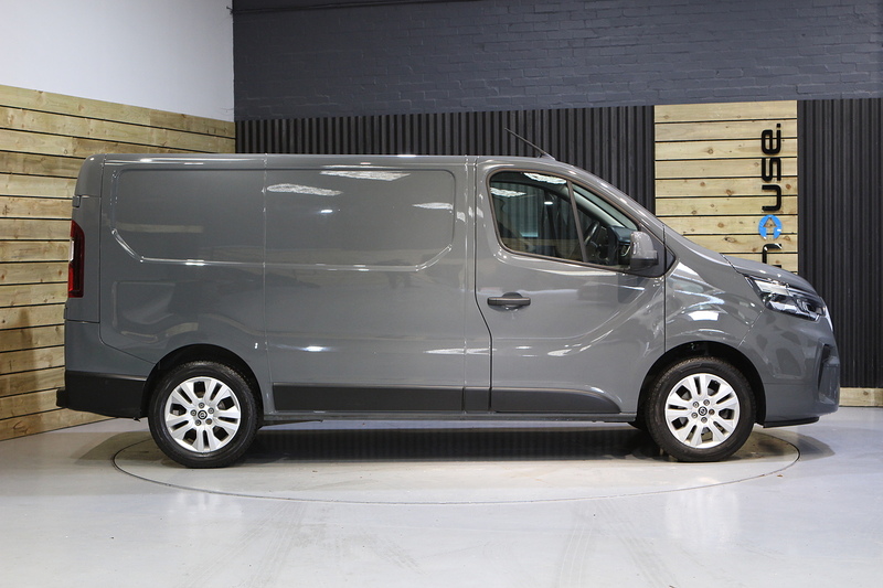 Nissan 2.0 dCi 30 Tekna Panel Van 5dr Diesel Manual L1 H1 Euro 6 (s/s) (130 ps)