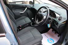 Ford Fiesta Zetec 1.25 Hatchback 5dr Petrol Manual (133 g/km, 81 bhp)