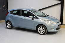 Ford Fiesta Zetec 1.25 Hatchback 5dr Petrol Manual (133 g/km, 81 bhp)