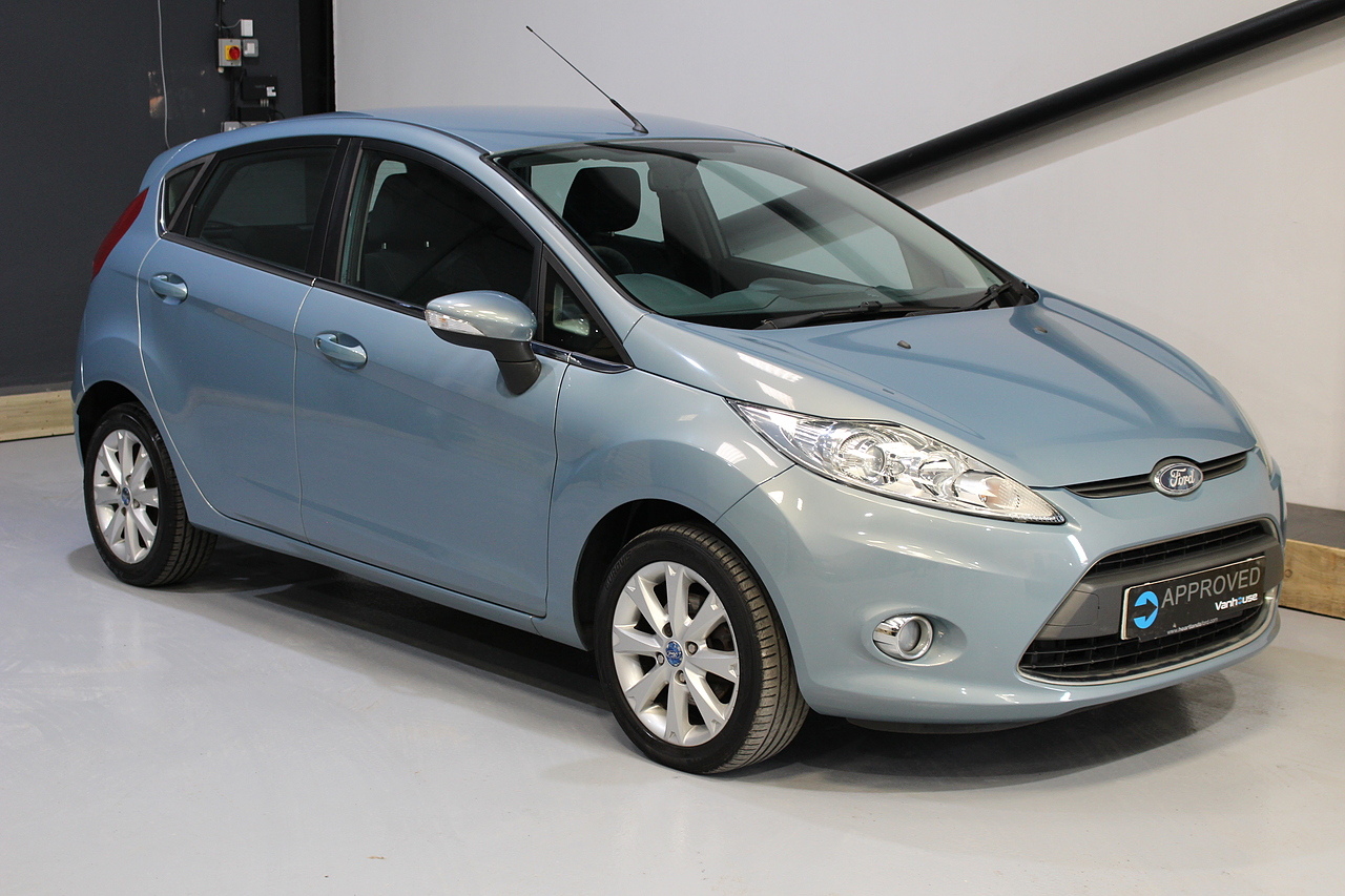 Ford 1.25 Zetec Hatchback 5dr Petrol Manual (133 g/km, 81 bhp)