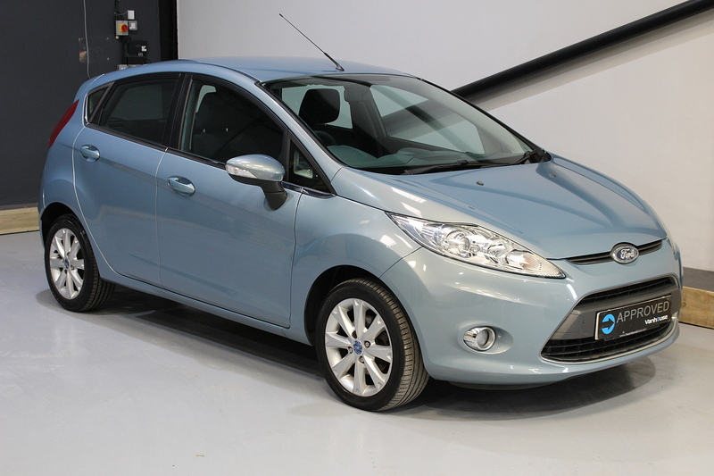 Ford 1.25 Zetec Hatchback 5dr Petrol Manual (133 g/km, 81 bhp)