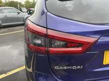 Nissan Qashqai 1.3 DIG-T N-Connecta SUV 5dr Petrol Manual Euro 6 (s/s) (140 ps) - U1040