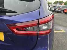 Nissan Qashqai 1.3 DIG-T N-Connecta SUV 5dr Petrol Manual Euro 6 (s/s) (140 ps) - U1040