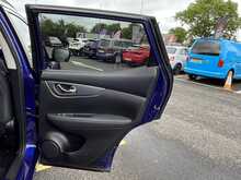 Nissan Qashqai 1.3 DIG-T N-Connecta SUV 5dr Petrol Manual Euro 6 (s/s) (140 ps) - U1040
