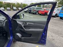 Nissan Qashqai 1.3 DIG-T N-Connecta SUV 5dr Petrol Manual Euro 6 (s/s) (140 ps) - U1040