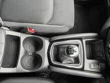 Nissan Qashqai 1.3 DIG-T N-Connecta SUV 5dr Petrol Manual Euro 6 (s/s) (140 ps) - U1040