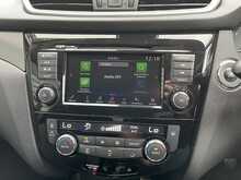Nissan Qashqai 1.3 DIG-T N-Connecta SUV 5dr Petrol Manual Euro 6 (s/s) (140 ps) - U1040