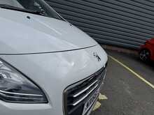 Peugeot 3008 1.2 PureTech Active SUV 5dr Petrol Manual Euro 6 (s/s) (130 ps) - U1077