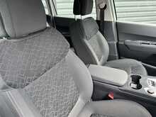 Peugeot 3008 1.2 PureTech Active SUV 5dr Petrol Manual Euro 6 (s/s) (130 ps) - U1077