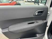 Peugeot 3008 1.2 PureTech Active SUV 5dr Petrol Manual Euro 6 (s/s) (130 ps) - U1077