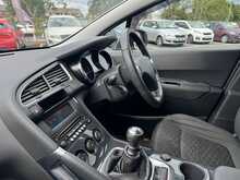 Peugeot 3008 1.2 PureTech Active SUV 5dr Petrol Manual Euro 6 (s/s) (130 ps) - U1077