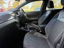 Volkswagen Polo 1.0 TSI GPF R-Line Hatchback 5dr Petrol Manual Euro 6 (s/s) (95 ps) - U1155