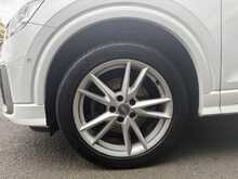 Audi Q2 2.0 TFSI S line SUV 5dr Petrol S Tronic quattro Euro 6 (s/s) (190 ps) - U1162